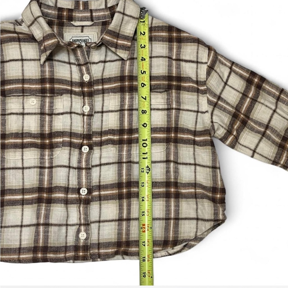 American Eagle Outfitters Cream and Brown Cropped Button-Down Flannel - Picture 3 of 6